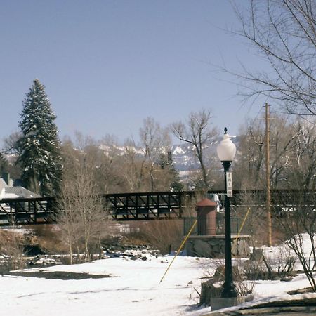 Healing Waters Resort And Spa Пагоса Спрингс Екстериор снимка